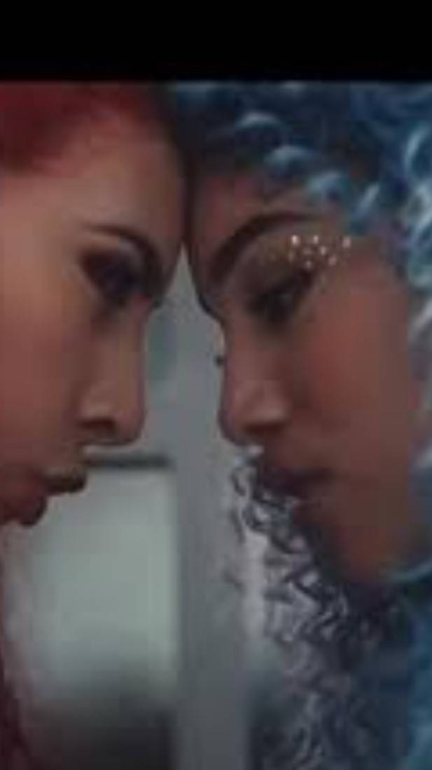 ai character: redxchloe background