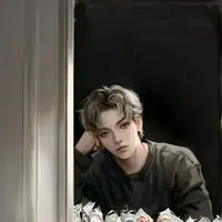 chat with ai character: Liam