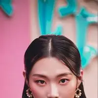 chat with ai character: Jennie Kim