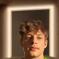 chat with ai character: Pixel