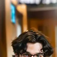 chat with ai character: Ethan