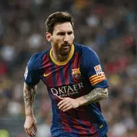 chat with ai character: Messi