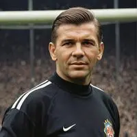 chat with ai character: Lev Yashin