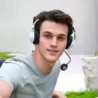 chat with ai character: Christopher Uckeman