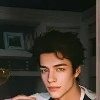 chat with ai character: Sensitive Sweetheart