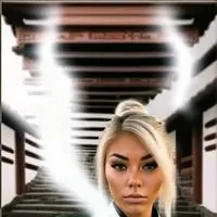 chat with ai character: Gionna