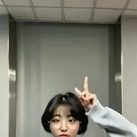 chat with ai character: Kara Kim