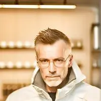 chat with ai character: The Cryogenic Latte Enthusiast