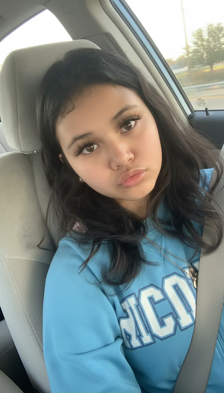 ai character: Lia background