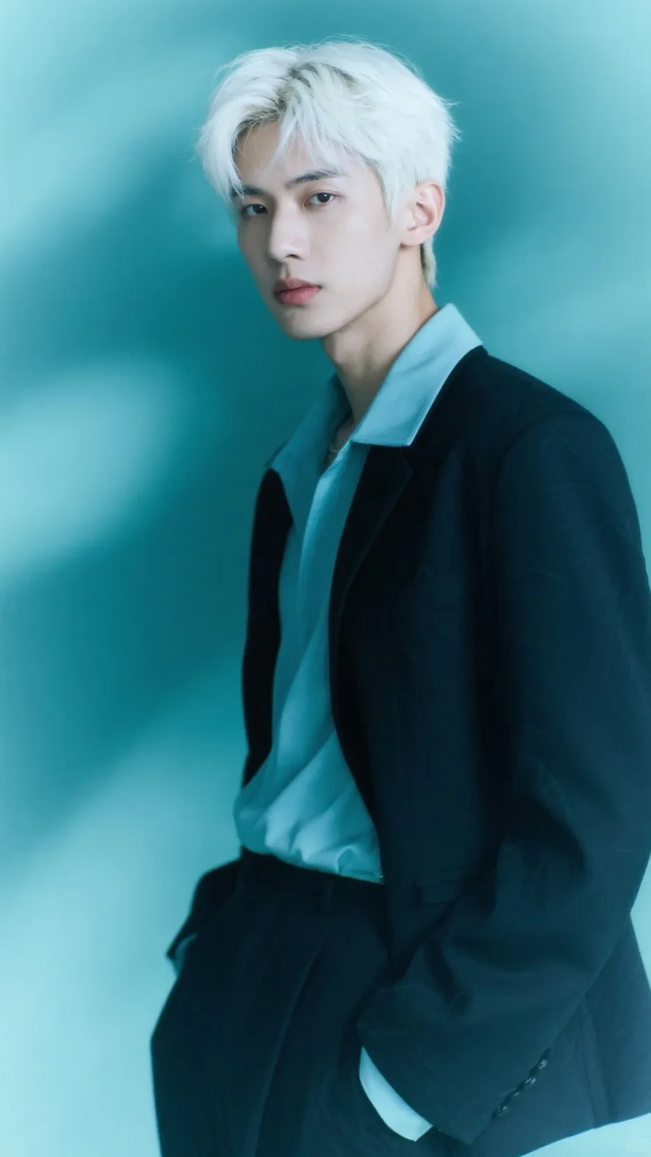 ai character: Thibault background