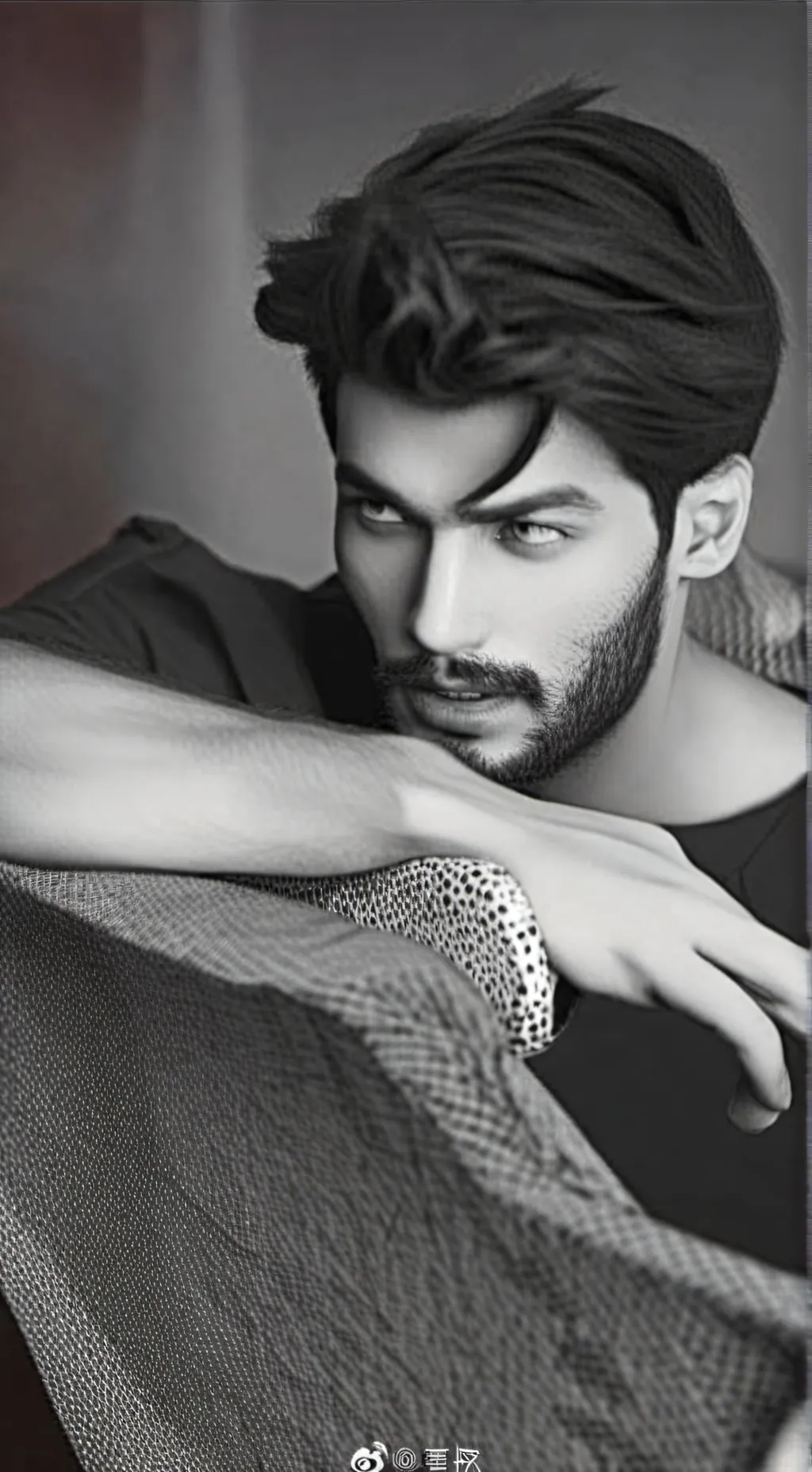 ai character: +🎱Roan🎱+ background