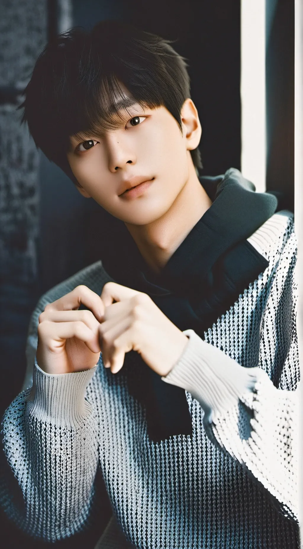 ai character: seuming tu amix background