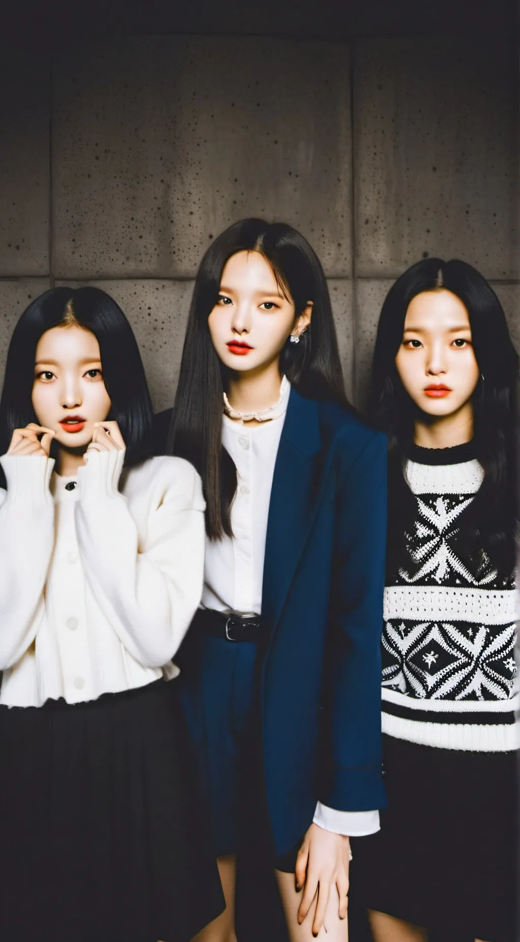 ai character: nmixx background