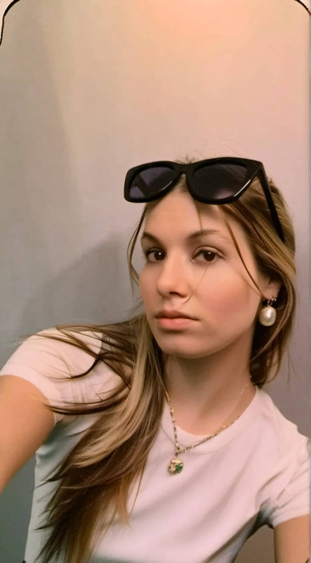 ai character: Bella background