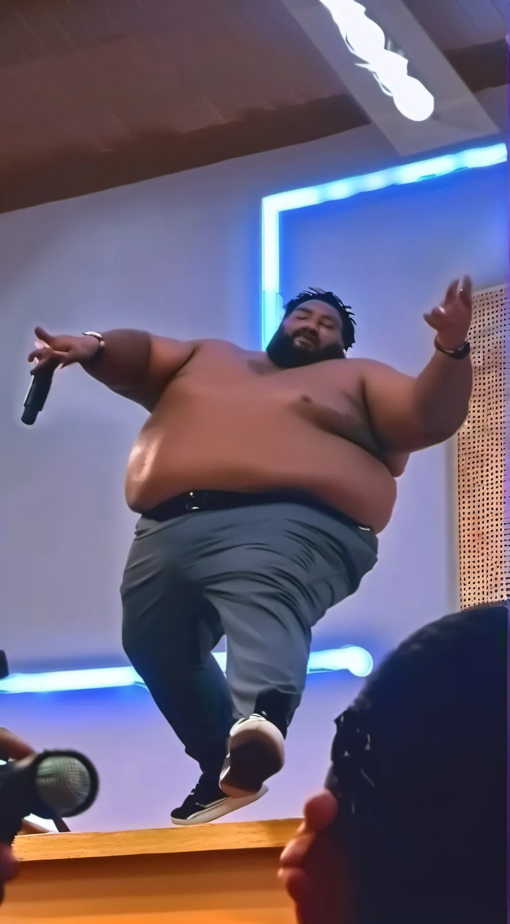 Talkie AI - Chat with y_chubs2funny