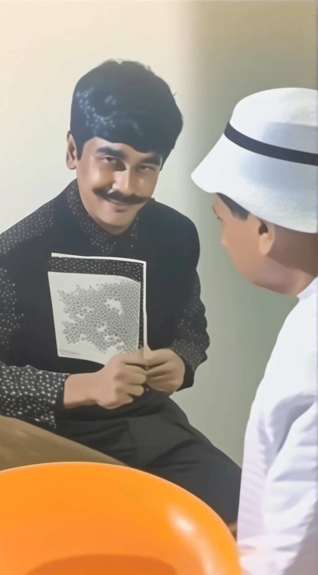 ai character: اسغر background