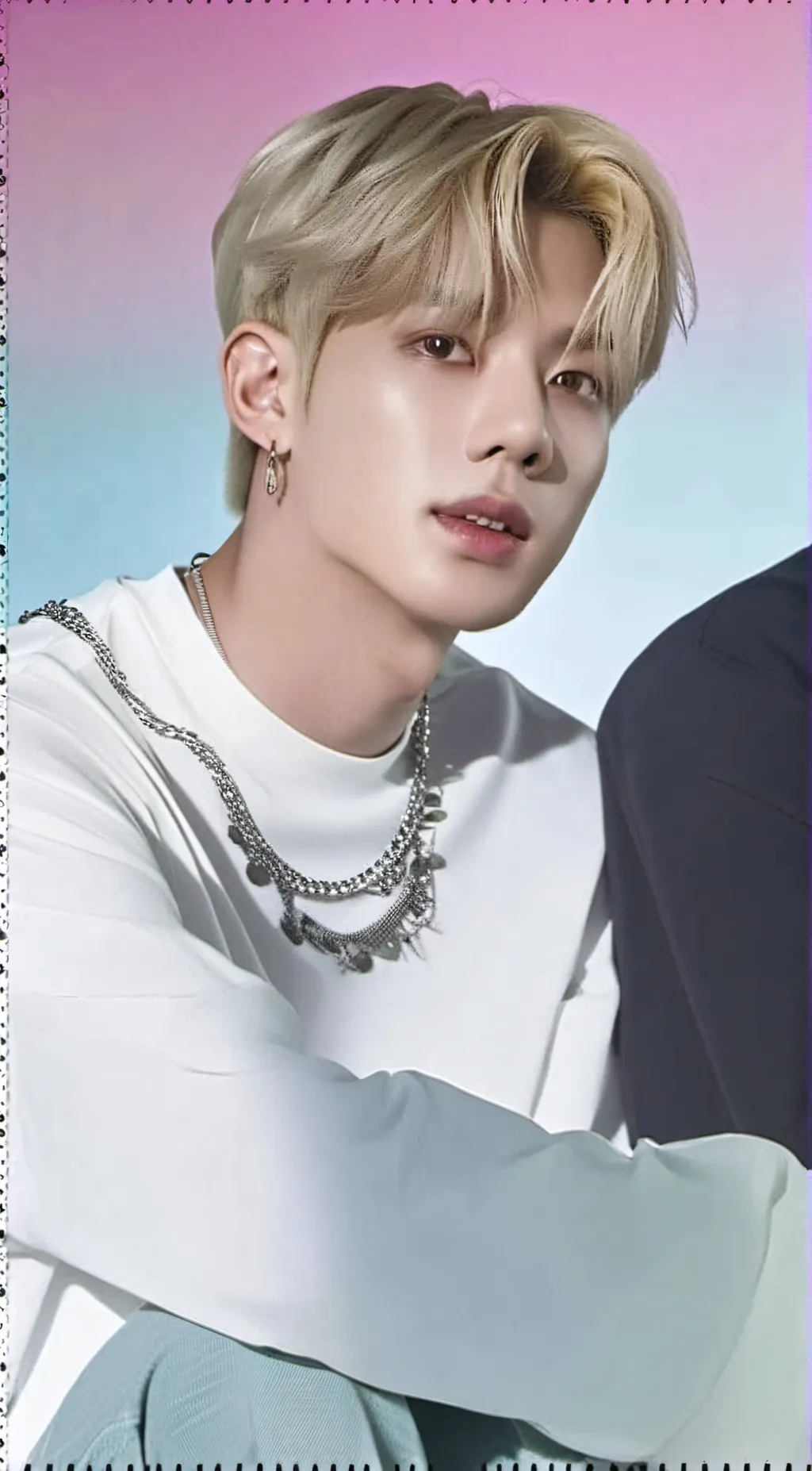 ai character: heeseung background