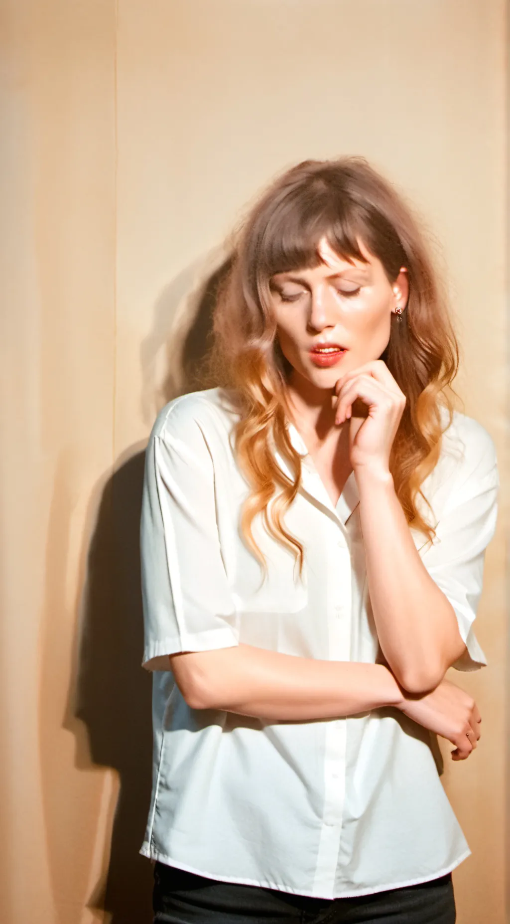 ai character: Taylor  background