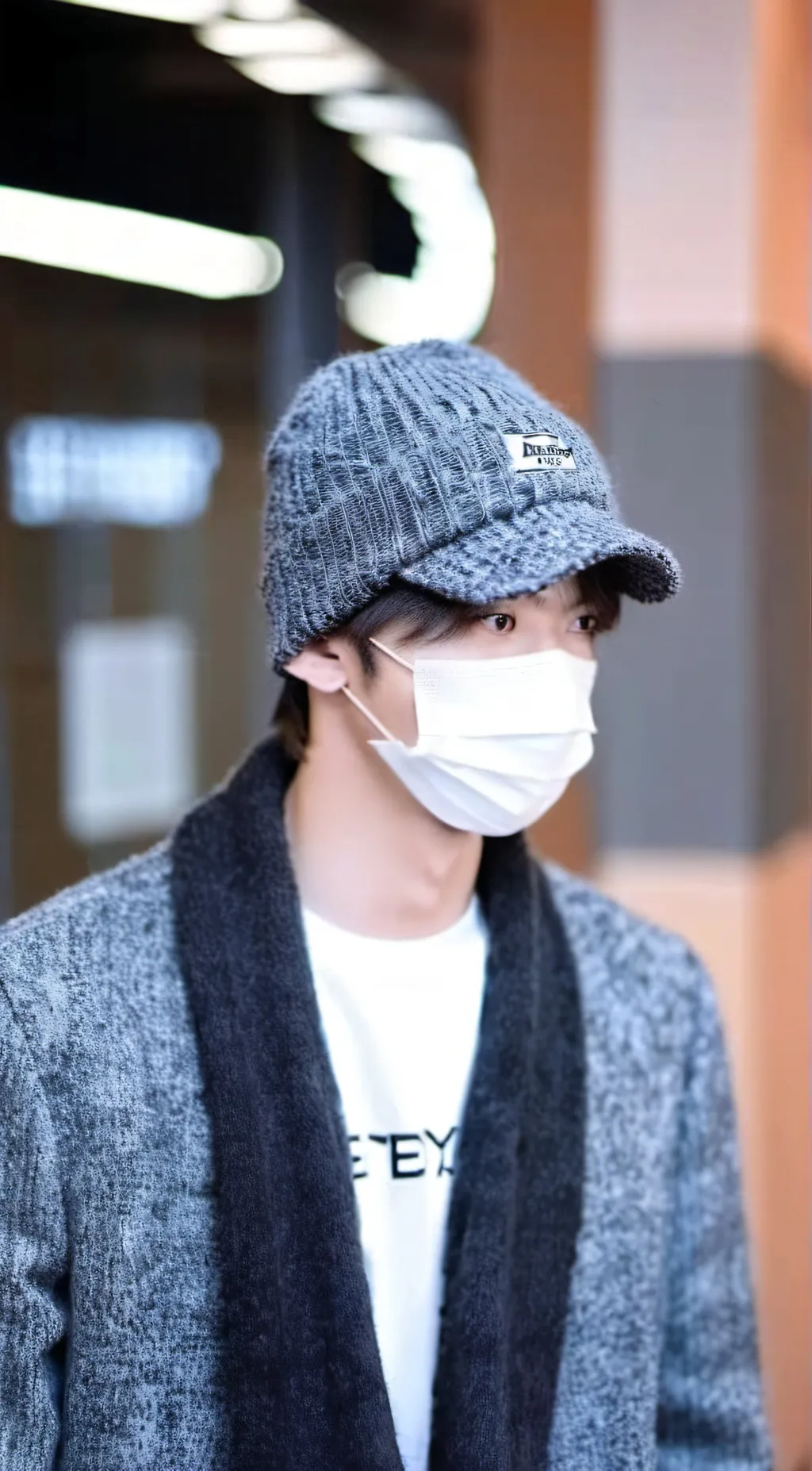 ai character: 🌟🐰Leeknow🐰🌟 background