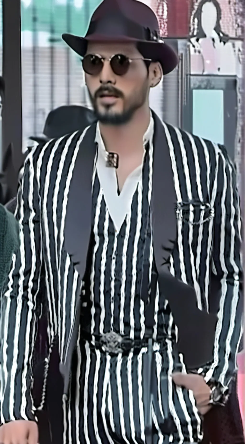 Talkie AI - Chat with Thick Anthony 