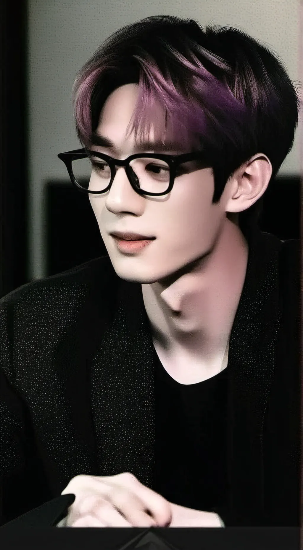 Talkie AI - Chat with Lee Heeseung 