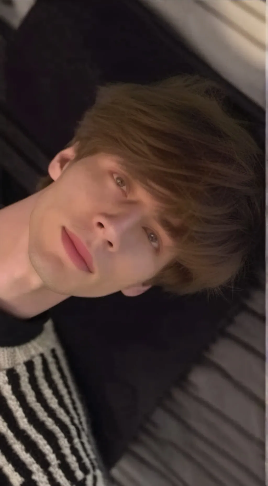 ai character: Daniel  background