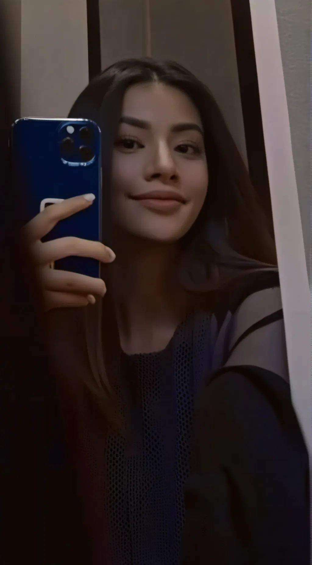 ai character: Saza  background