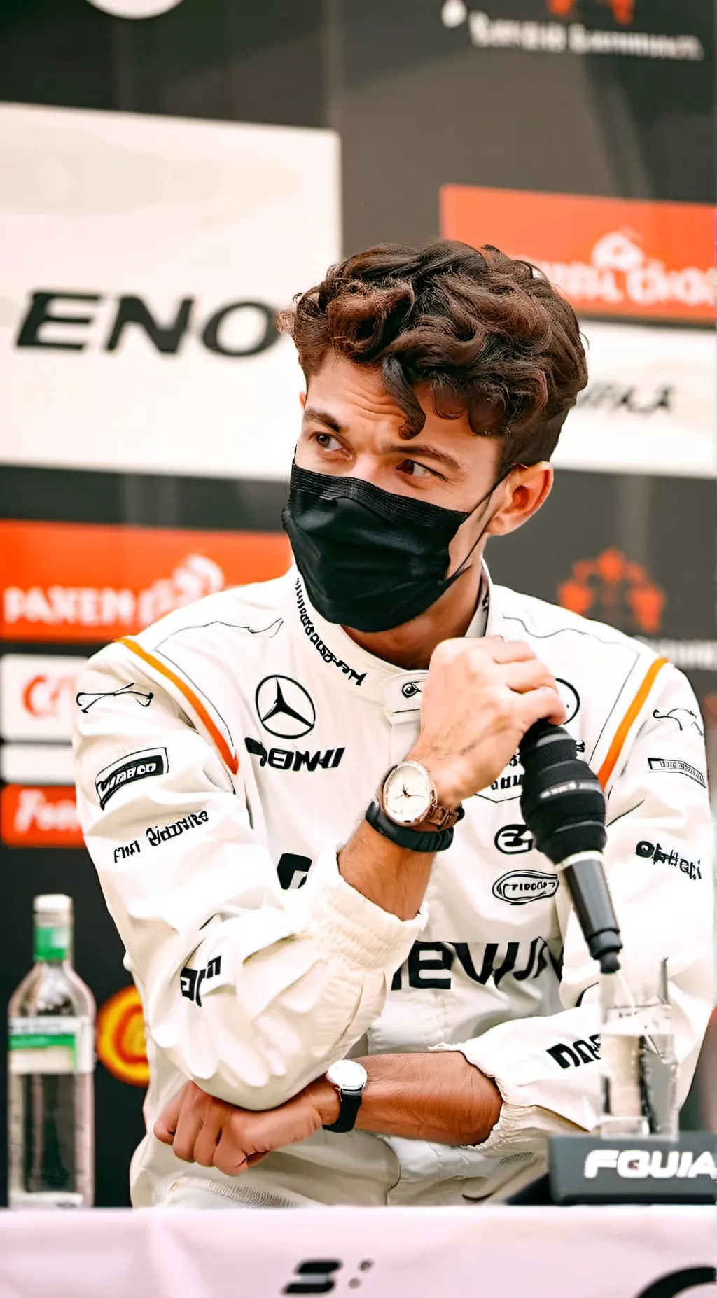 ai character: Lando Norris background