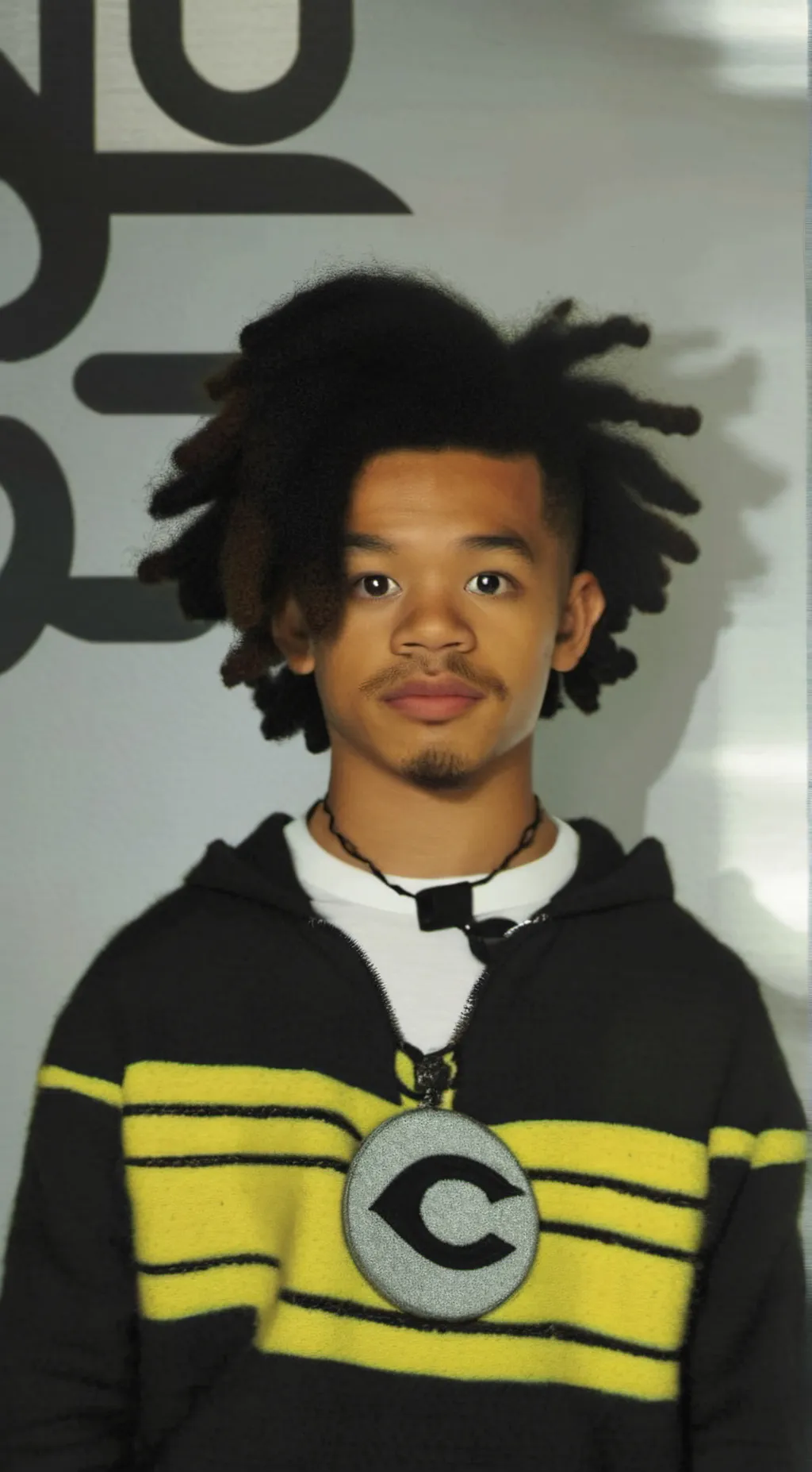 ai character: Dante background