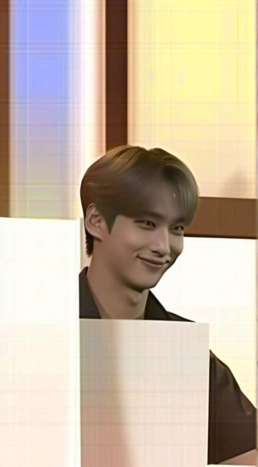 ai character: bf Kim Taeyung  background