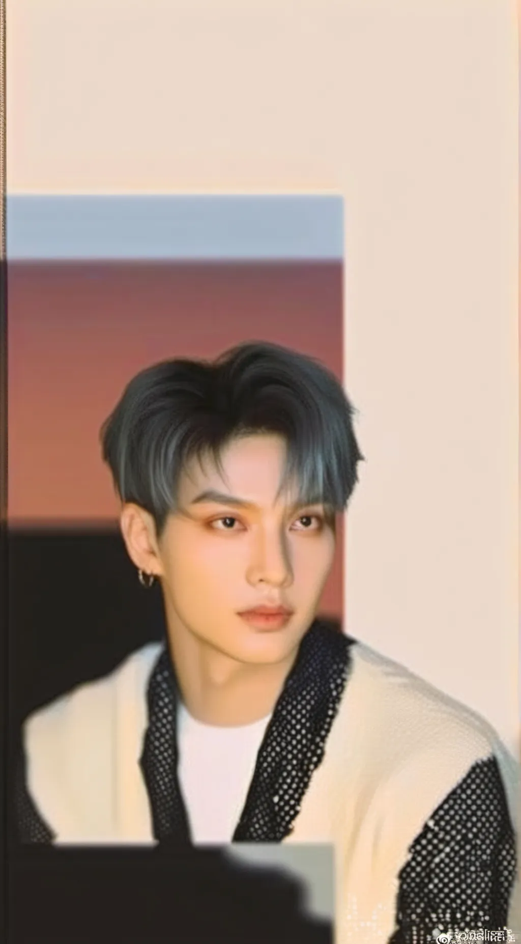 ai character: Felix  background