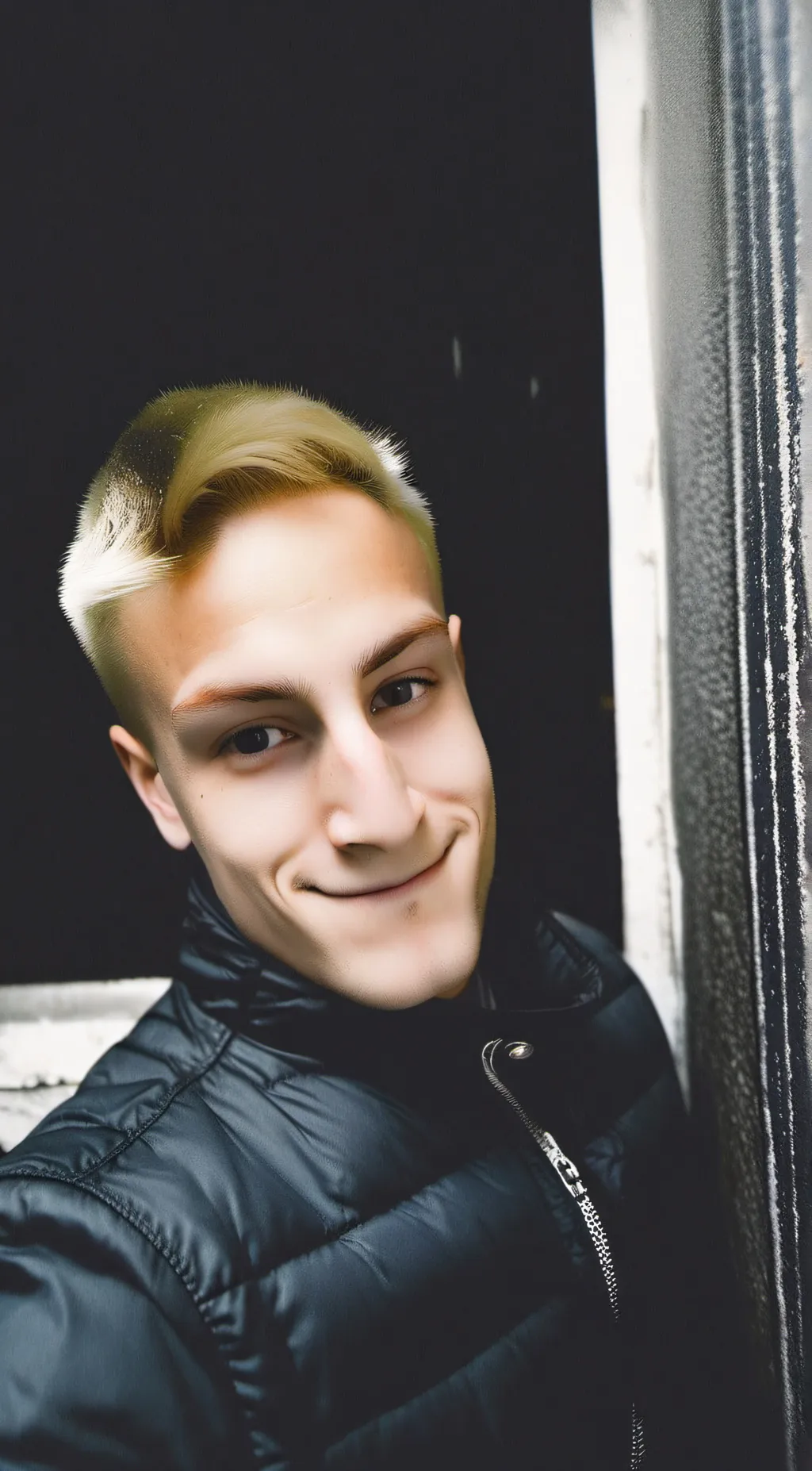 ai character: Riley leamon background