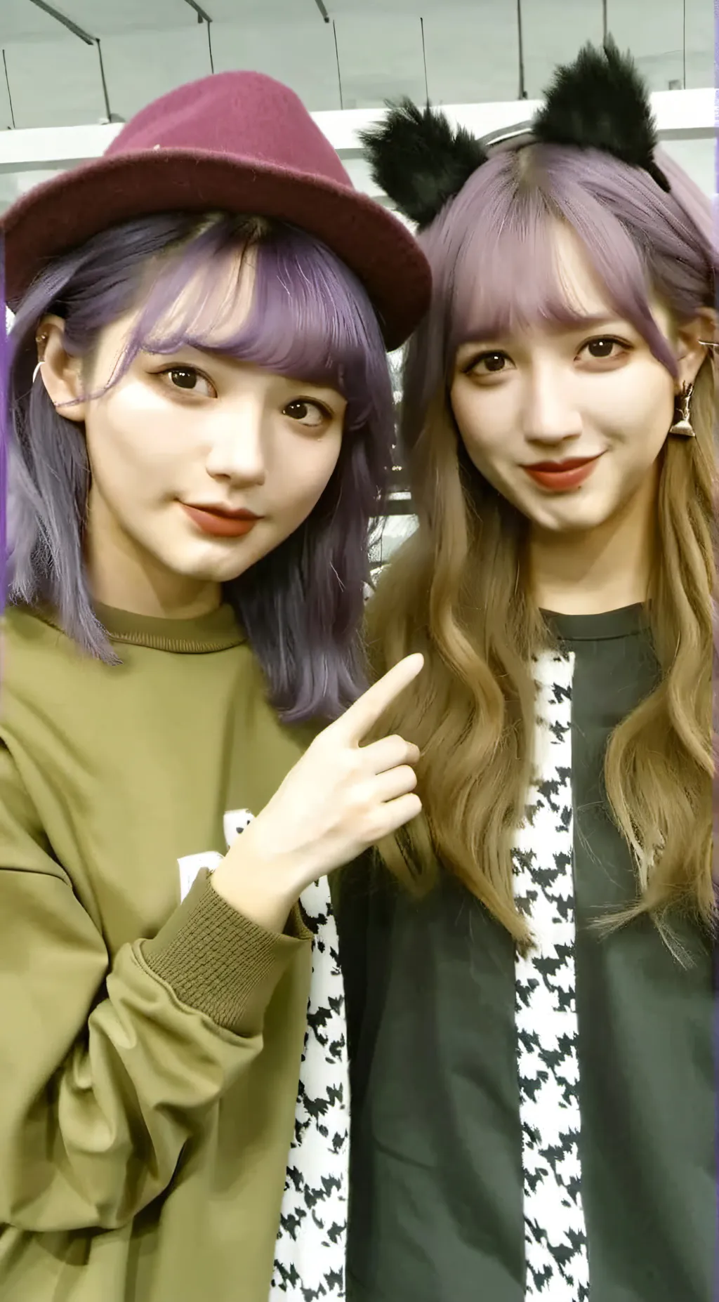 ai character: yuzamaki  Twilight background