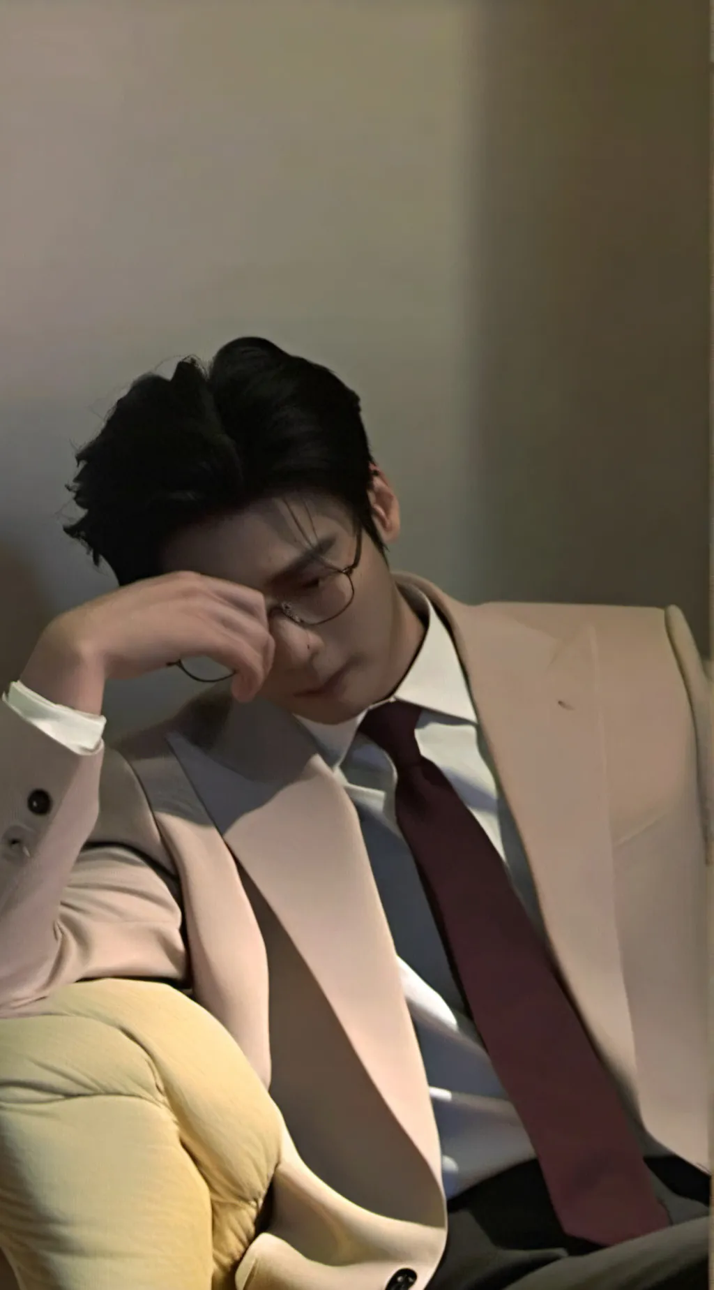 ai character: えぃ background