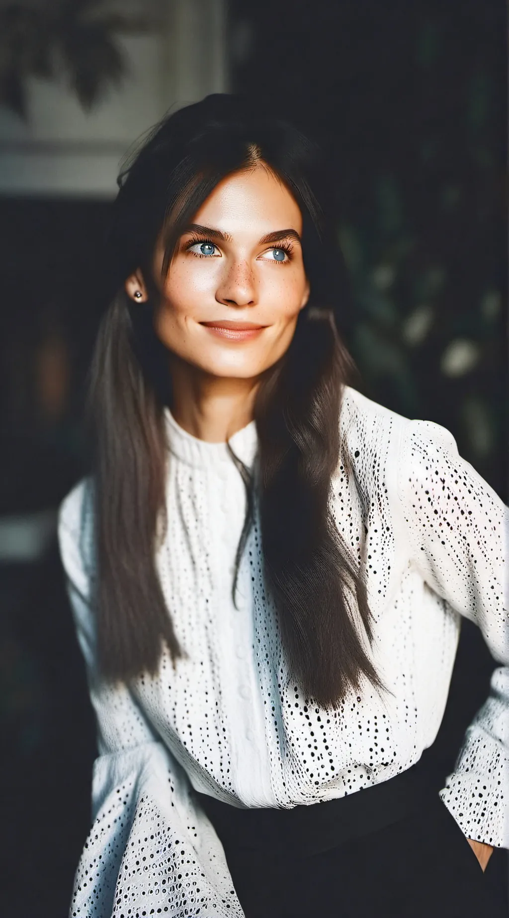 ai character: Emely Salvatore  background