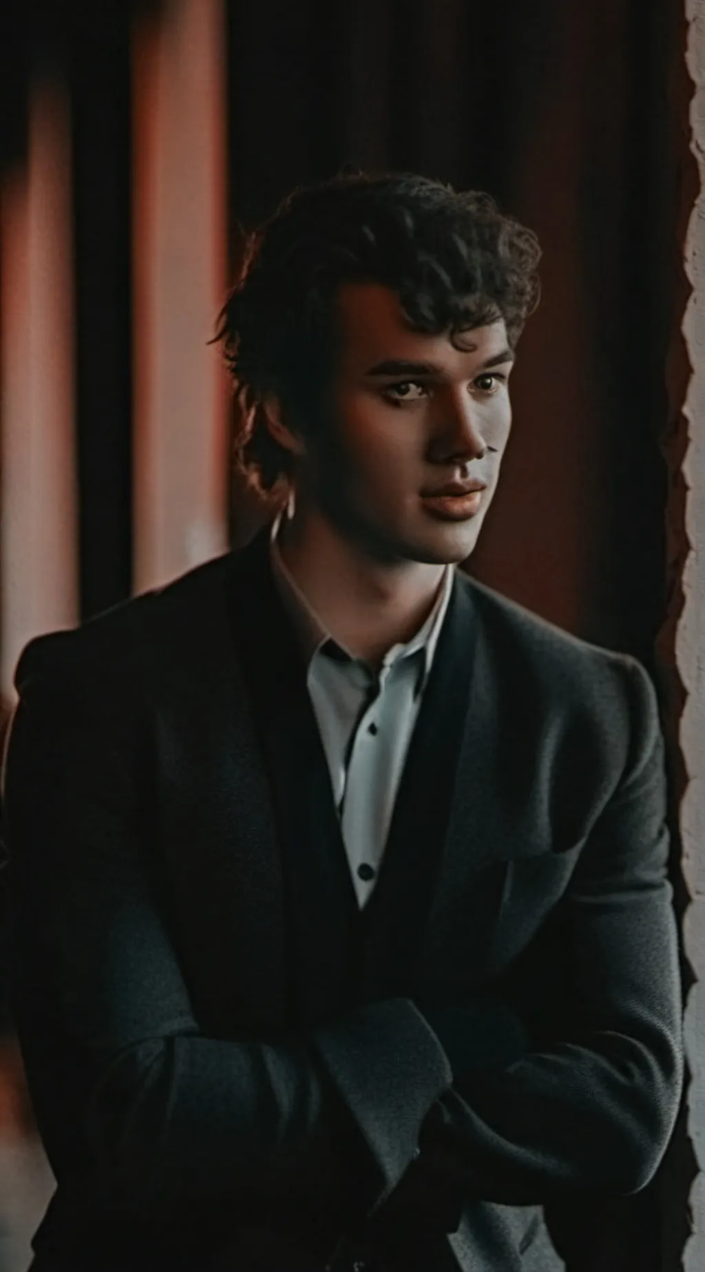 ai character: Mattheo Riddle background