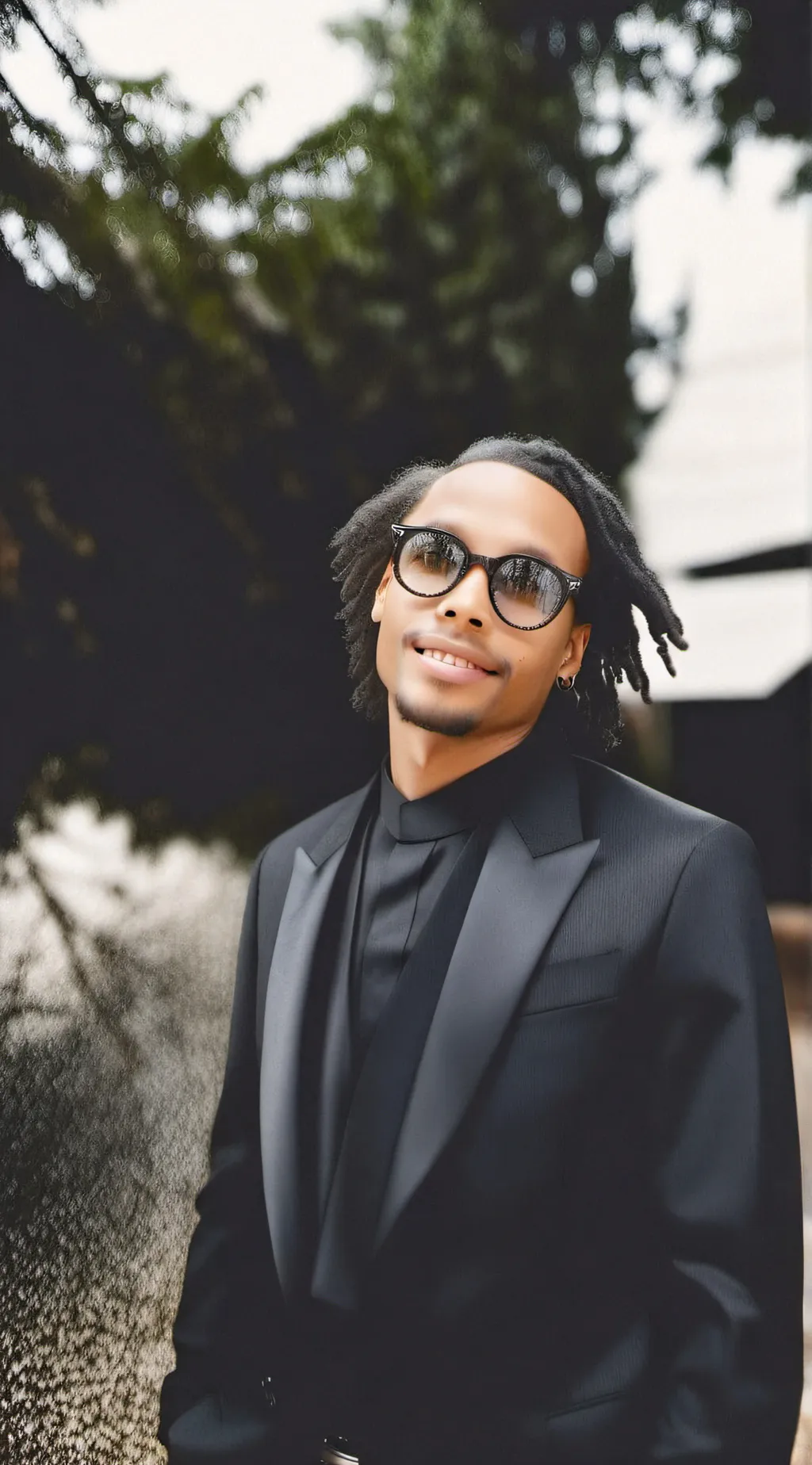 ai character: Rich boy Troy  background