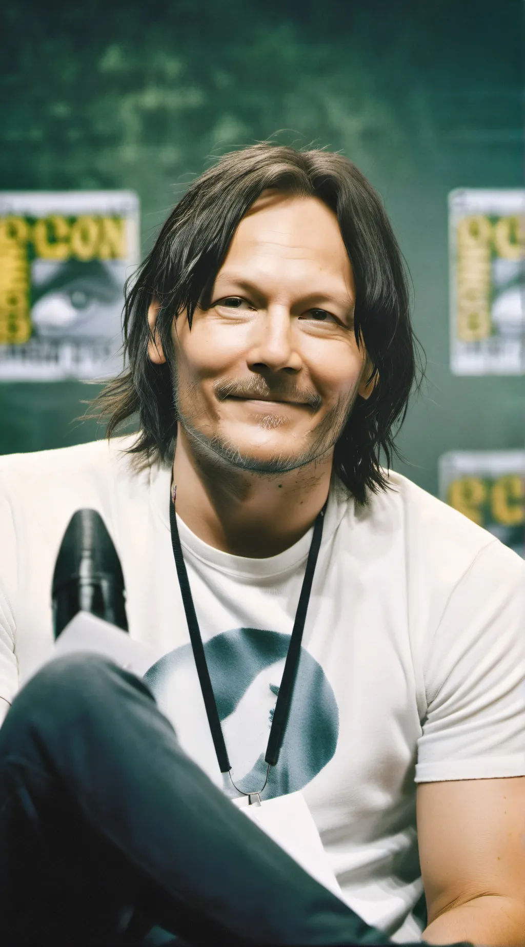 Talkie AI - Chat with Norman Reedus 