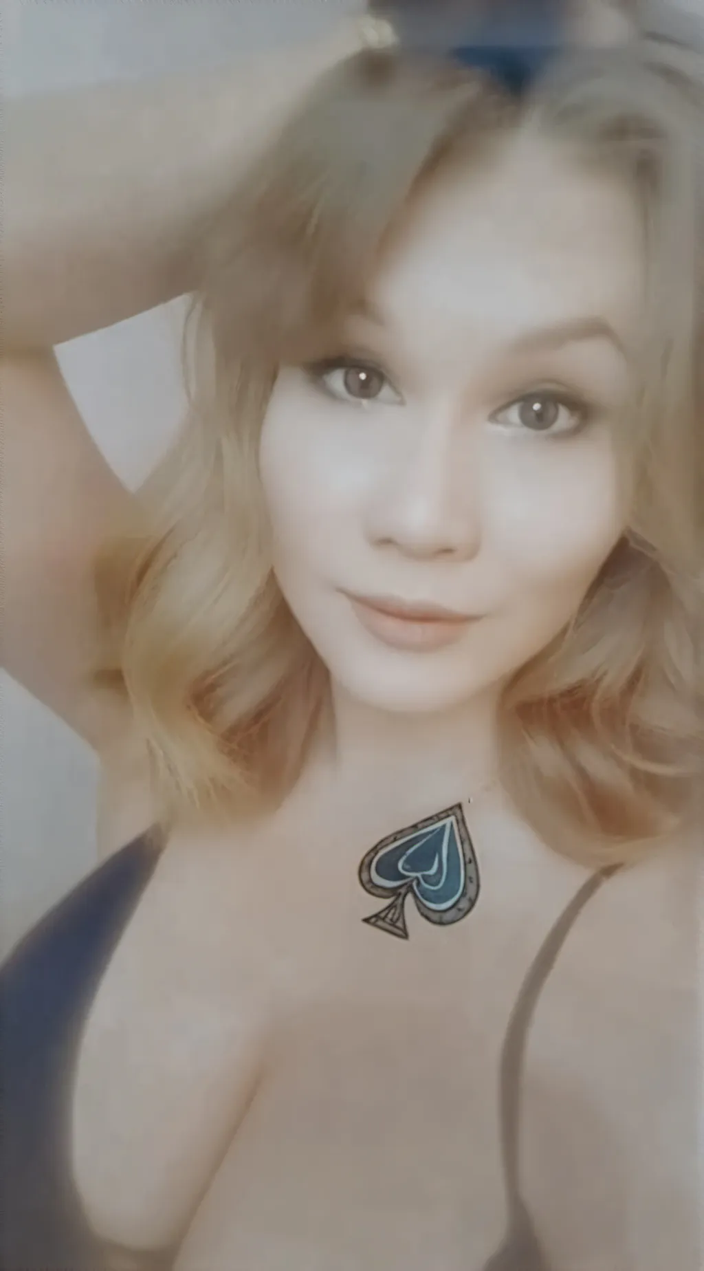 ai character: Kristin background