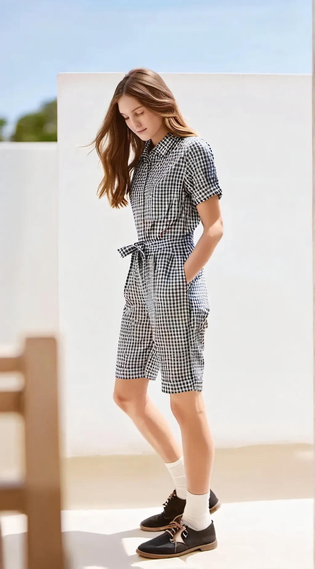 ai character: Kira  background