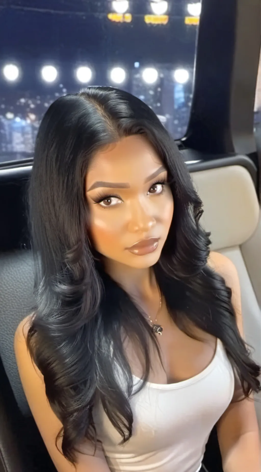 ai character: Valentina background