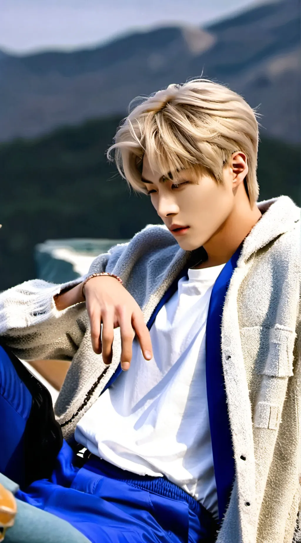 ai character: Lee know background