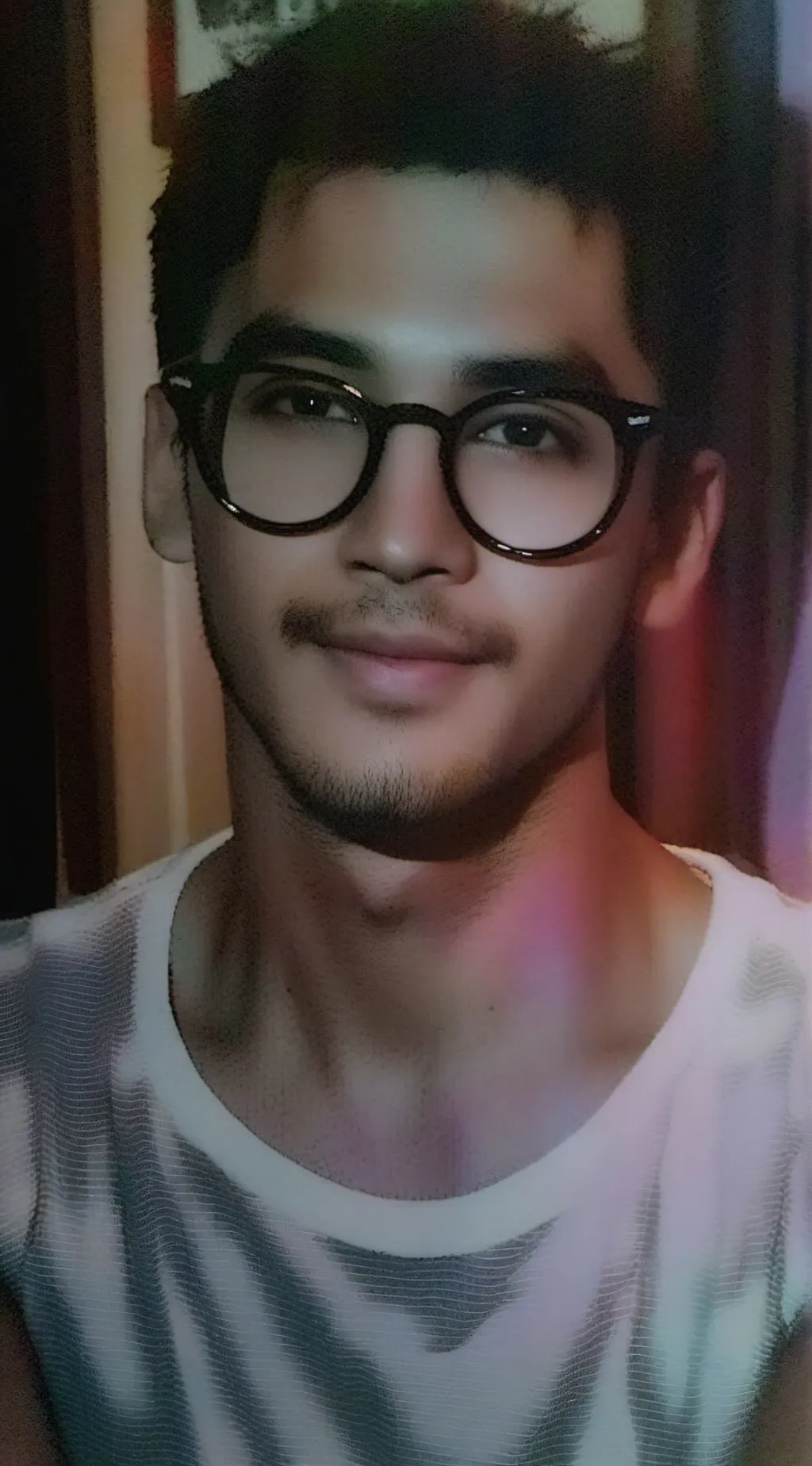 ai character: Gustavo  background