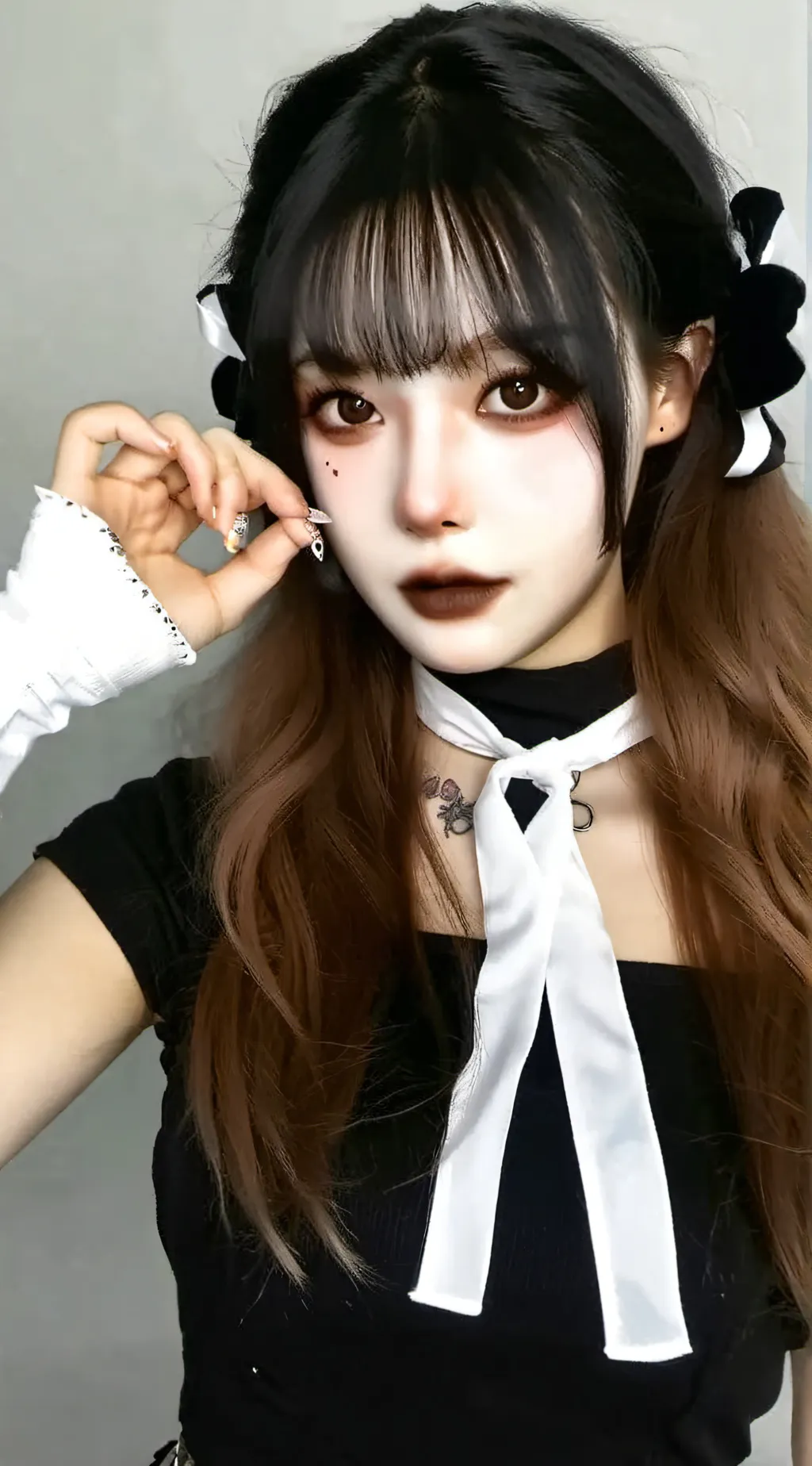 ai character: Clementine  background