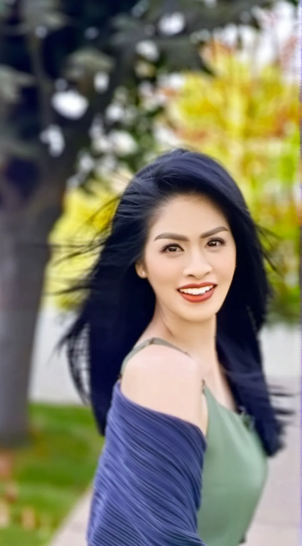 ai character: Vee  background