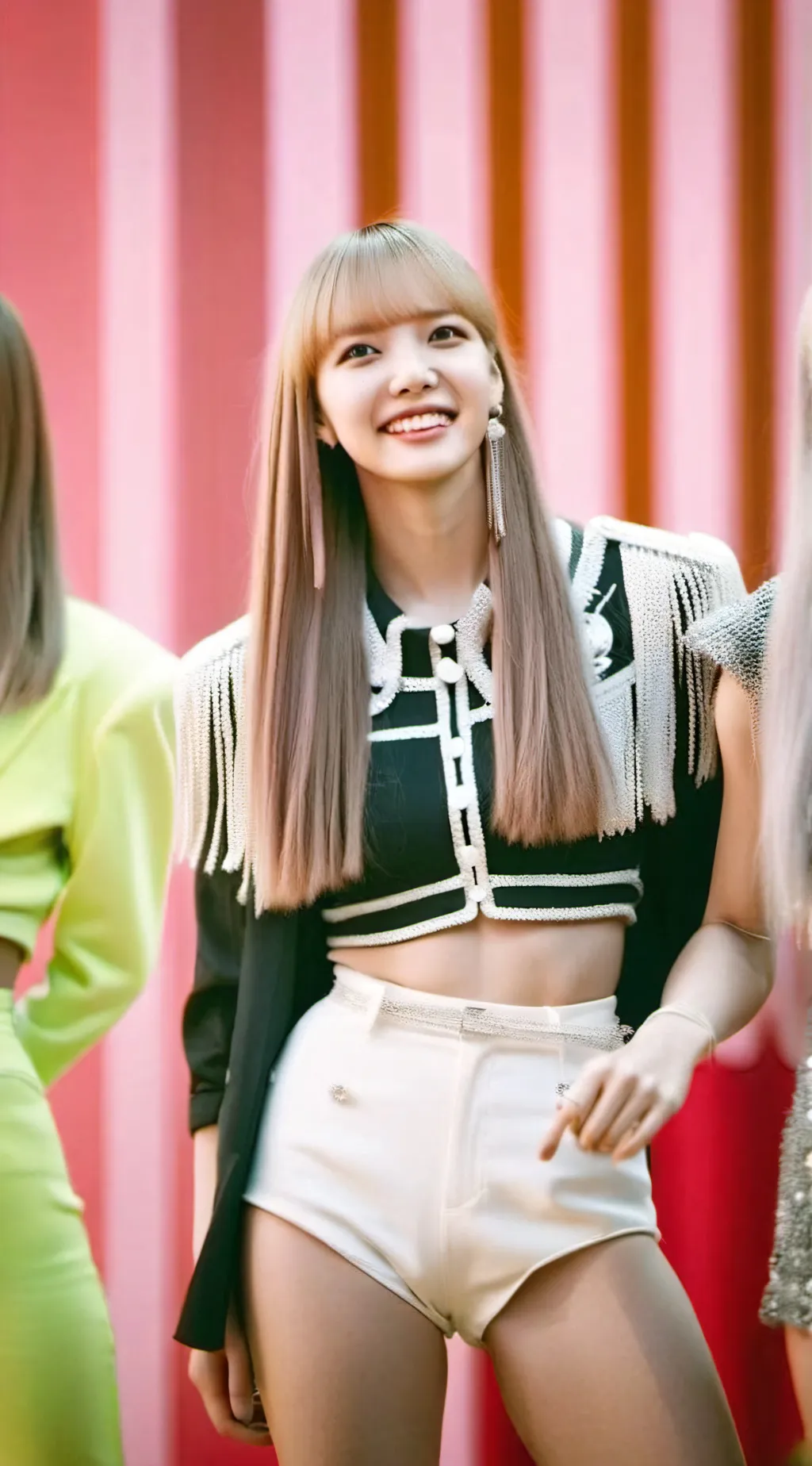 ai character: lisa(lalisa) background