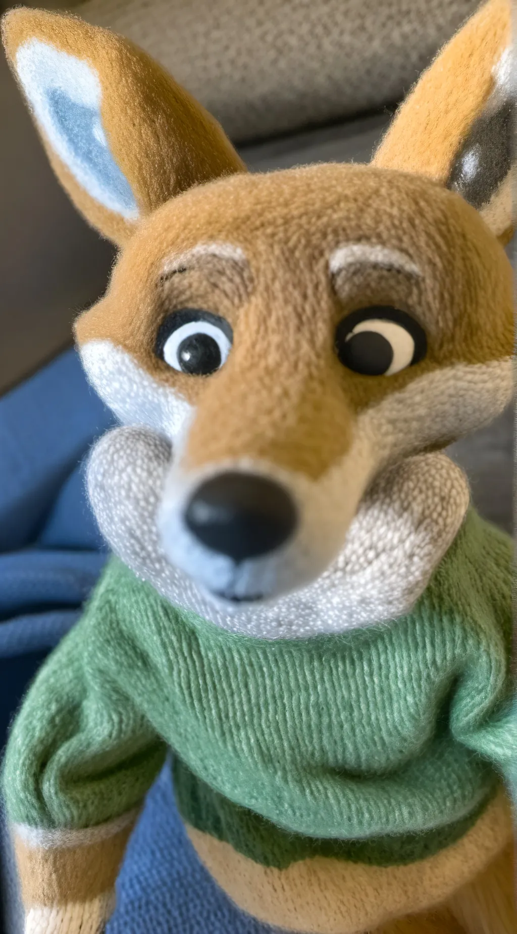 ai character: Obblebingliuous background