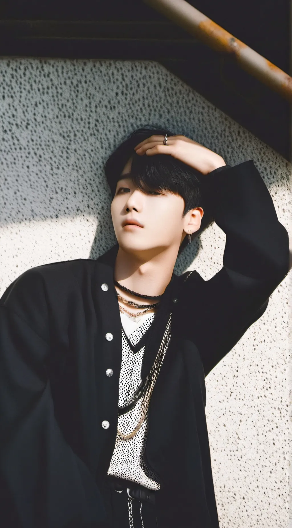 ai character: >Suga< background