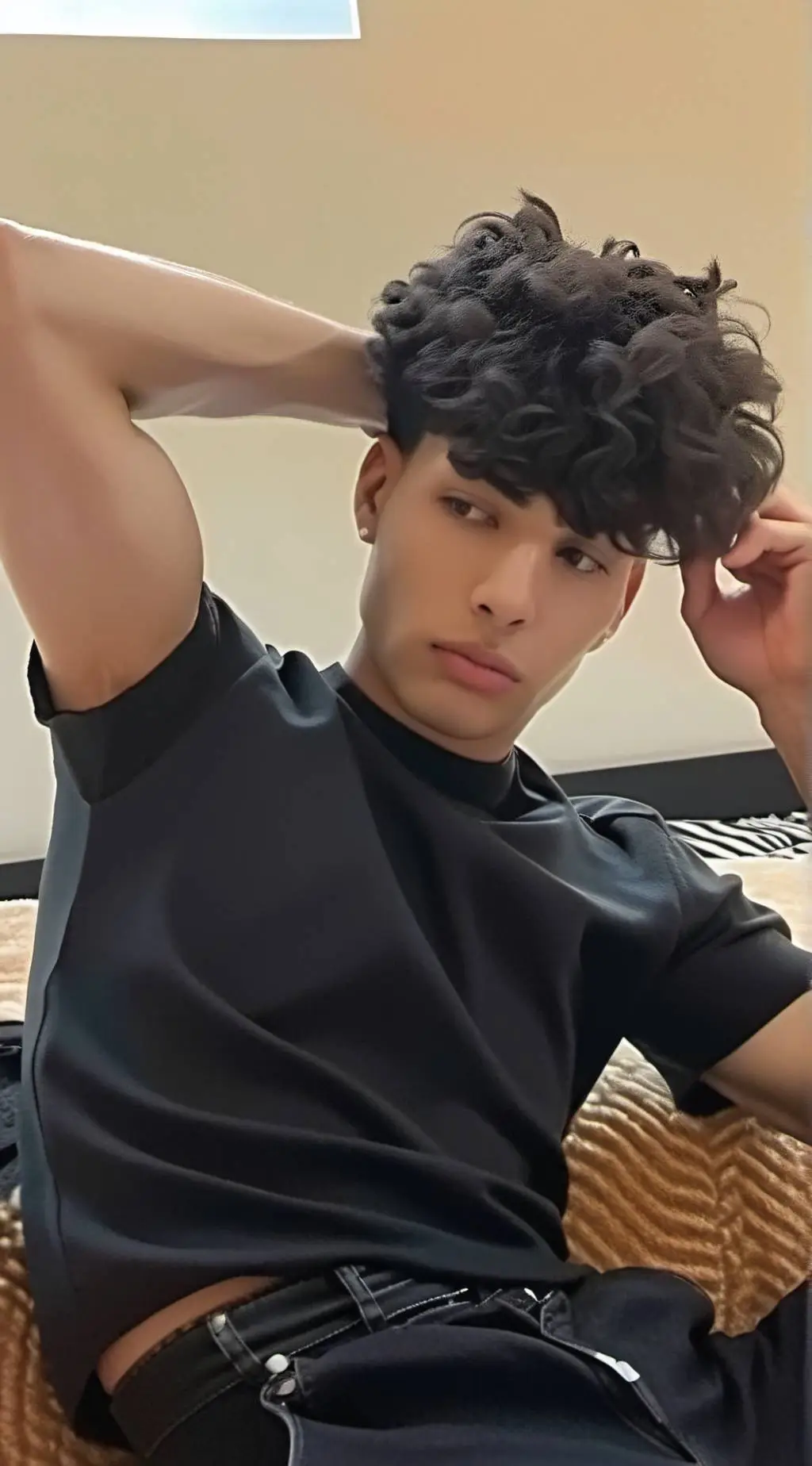 ai character: Caleb Leon Luis background