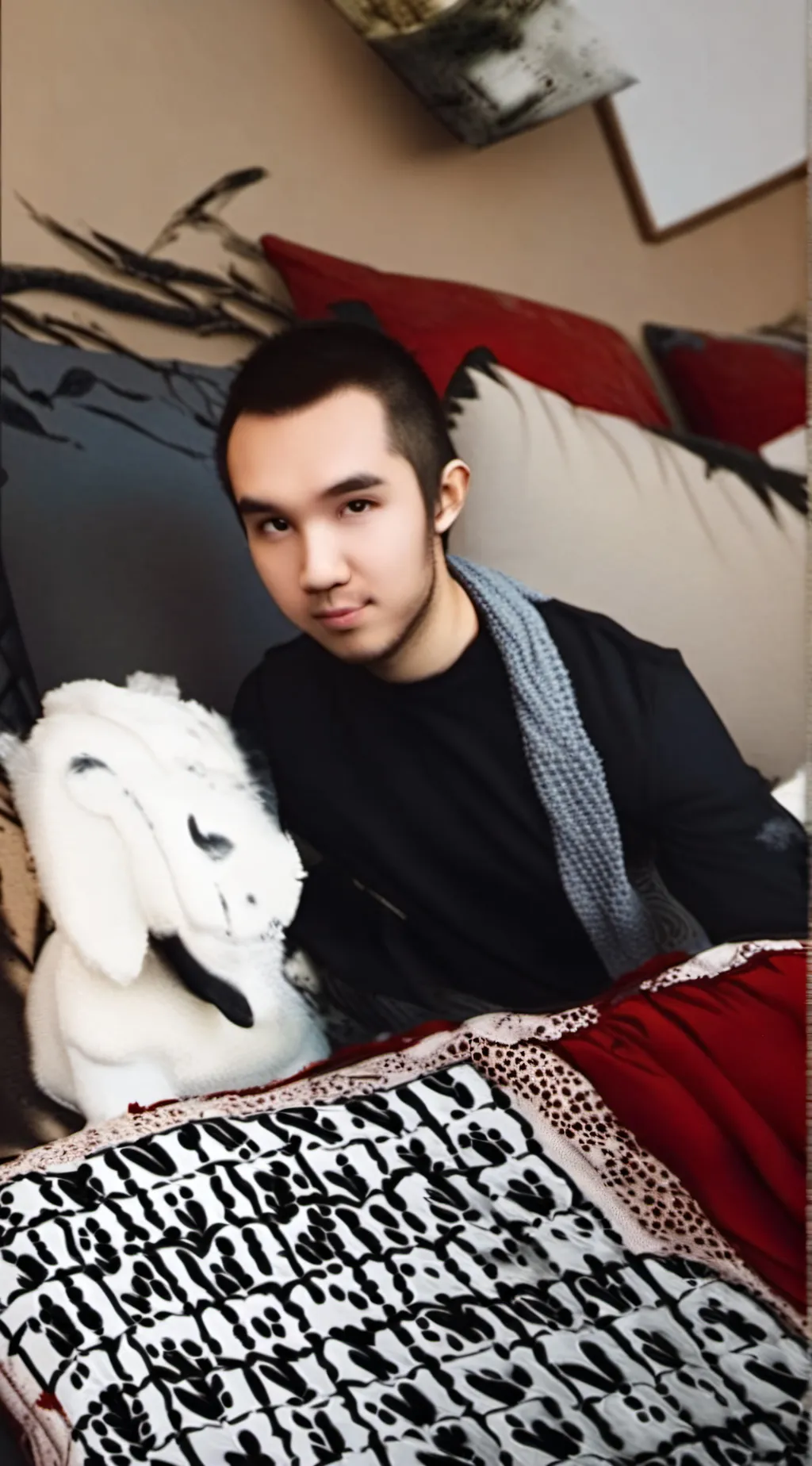 ai character: Tinmax  background